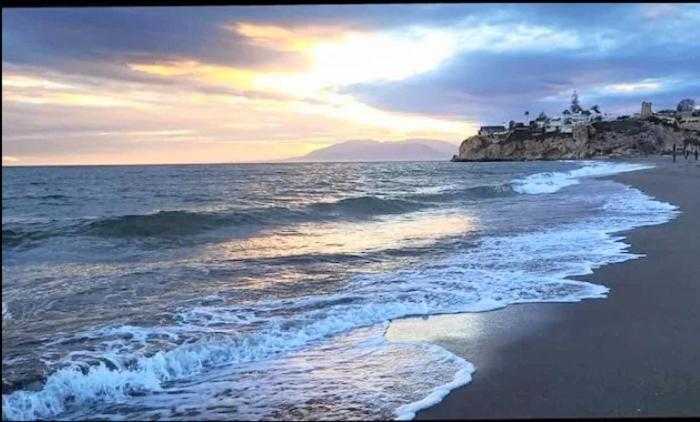 Playa Beach Malaga 3Habts Dobles, Cocina Familiar, Apartamento Completo La Cala Del Moral Экстерьер фото